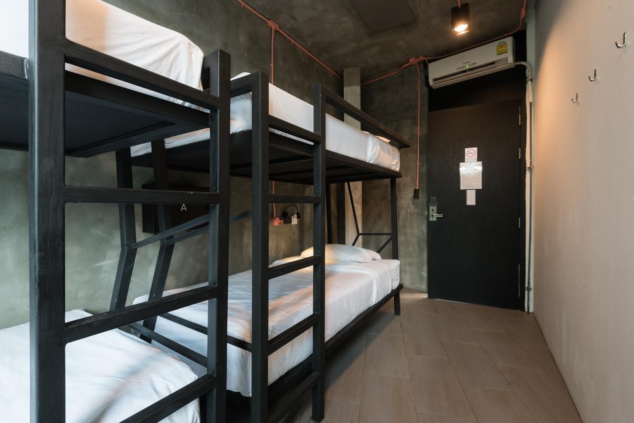Thrive The Hostel : Patpong By The Belle Bangkok Eksteriør bilde
