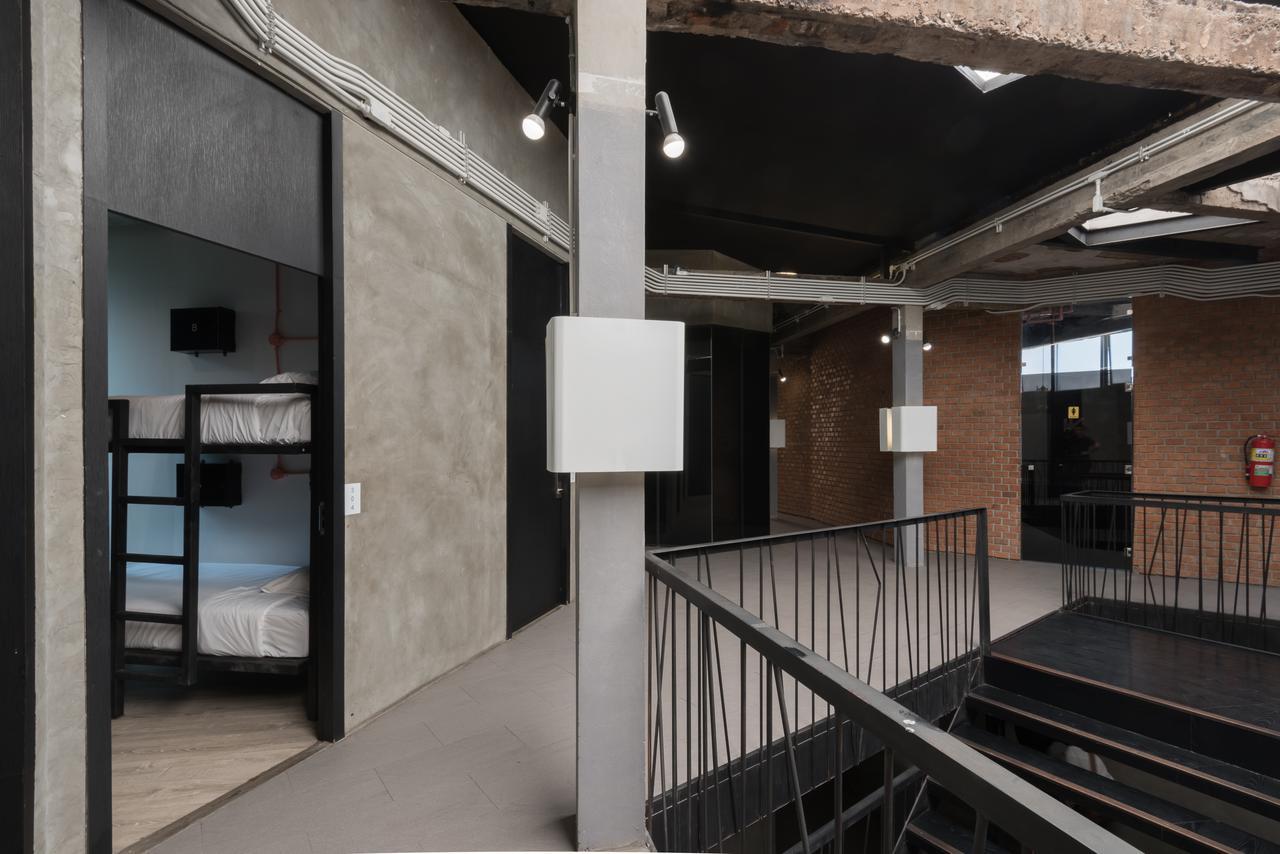 Thrive The Hostel : Patpong By The Belle Bangkok Eksteriør bilde