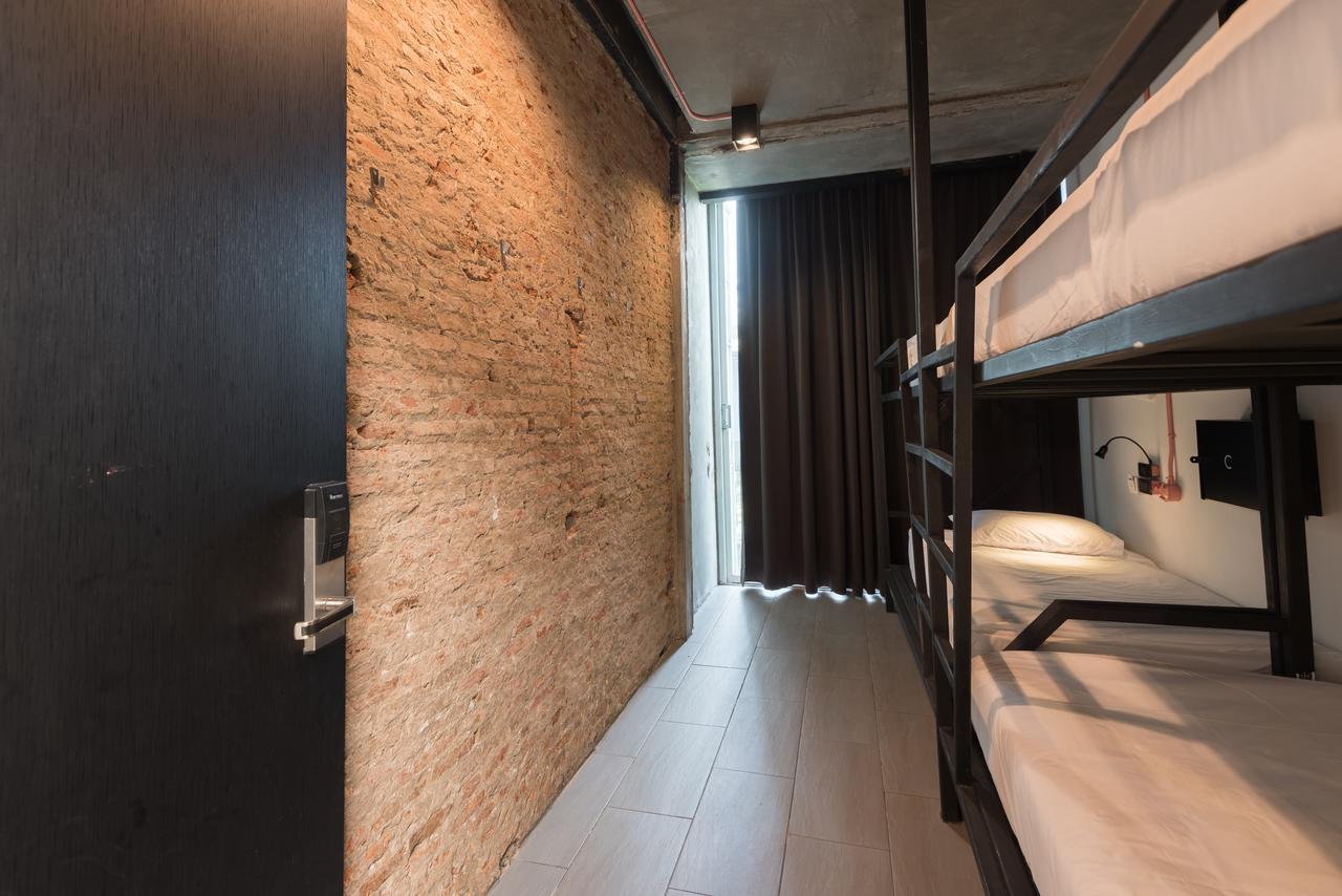 Thrive The Hostel : Patpong By The Belle Bangkok Eksteriør bilde